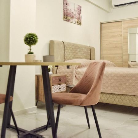 Dionisooss Apartment アテネ エクステリア 写真