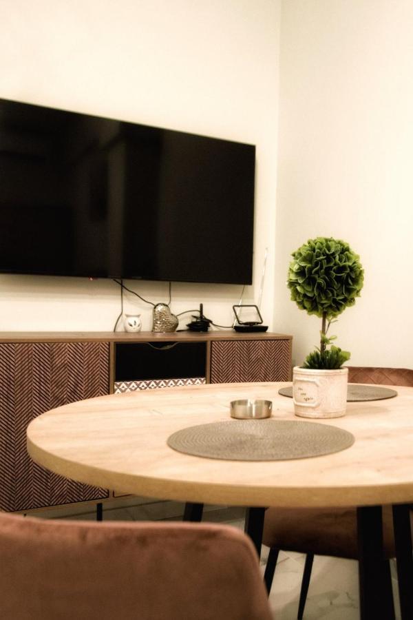 Dionisooss Apartment アテネ エクステリア 写真